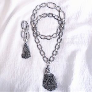 Kendra Scott Antique Silver Necklace & Bracelet (Full Set)